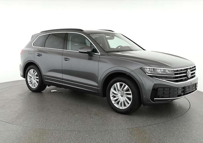 Silizium grau metallic Gebraucht 2025 VW Touareg Elegance SUV | 68.595 € (Fairer Preis) - Bild 1/4