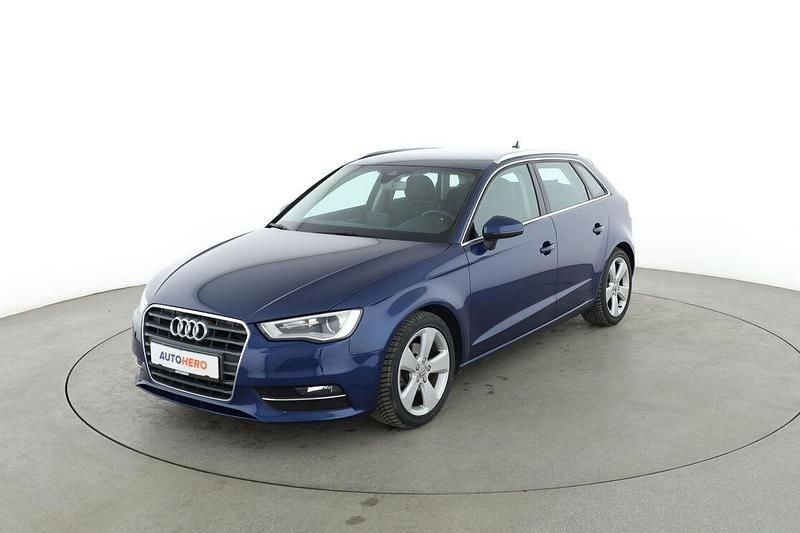 Blau Gebraucht 2016 Audi A3 Ambition Limousine | 17.010 € (Fairer Preis) - Bild 1/3
