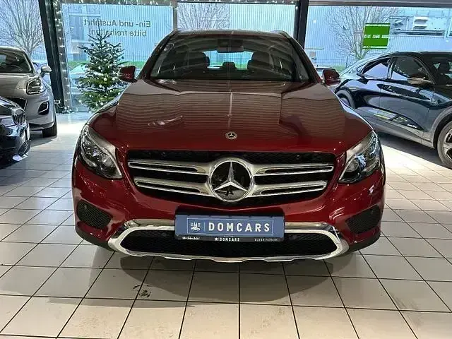 Gebraucht Mercedes GLC220 170 PS (125 kW) 2018 Rot SUV