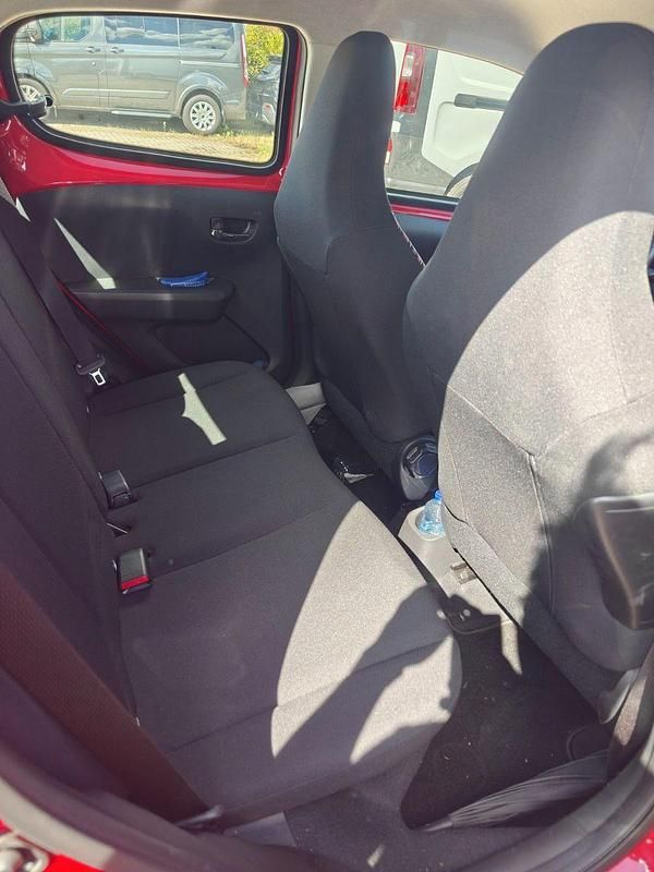 Gebraucht Citroën C1 72 PS (52 kW) 2019 Rot Kleinwagen