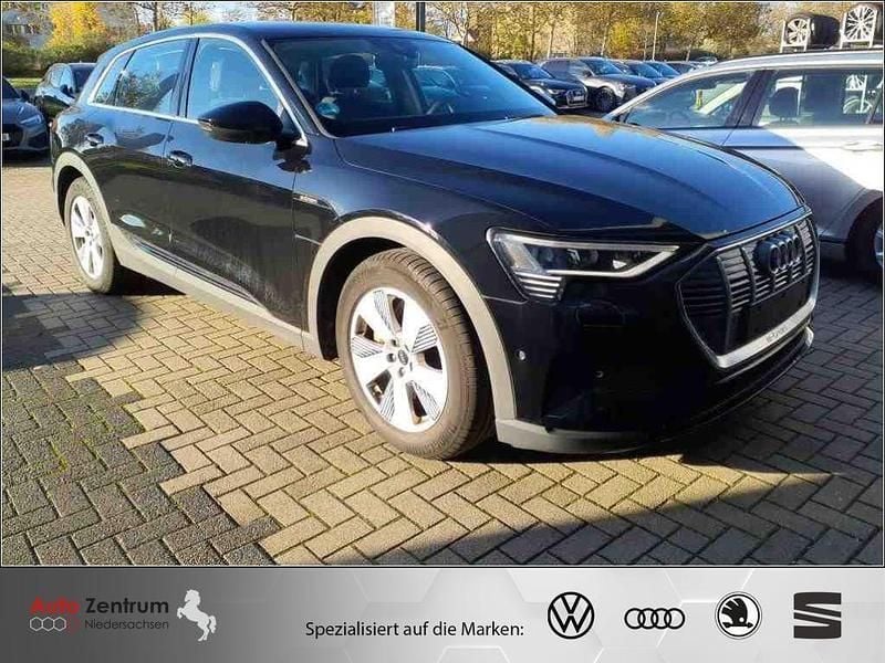 Gebraucht Audi e-tron Sport 230 kW (313 PS) 2022 Schwarz SUV