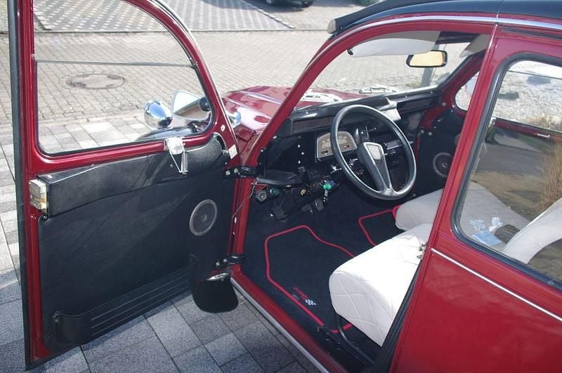 Gebraucht Citroën 2CV Charleston 33 PS (24 kW) 1982 Rot Limousine