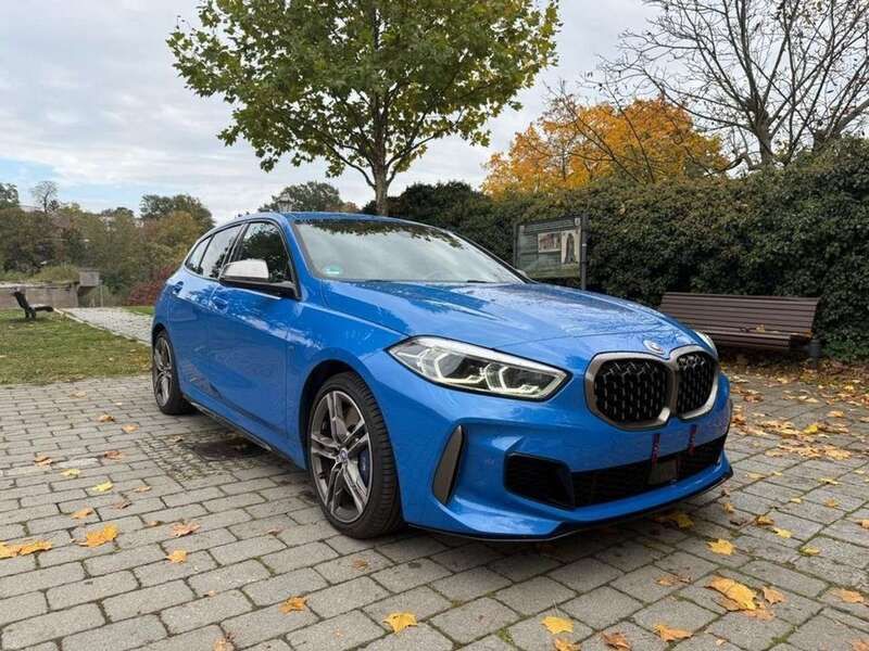Blau Gebraucht 2019 BMW M135 Kleinwagen | 27.000 € (Superpreis) - Bild 1/4