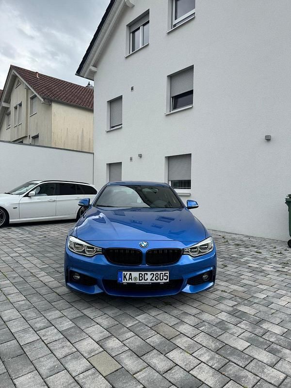 Blau Gebraucht 2014 BMW 435 M Performance Coupé | 23.999 € (Superpreis) - Bild 1/4