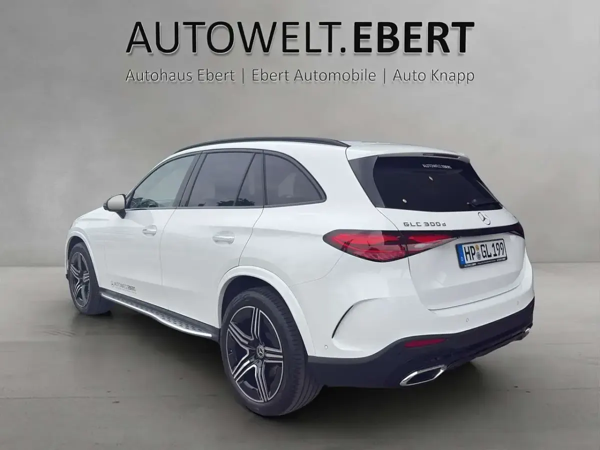 Gebraucht Mercedes GLC300 AMG 269 PS (197 kW) 2026 Weiß SUV