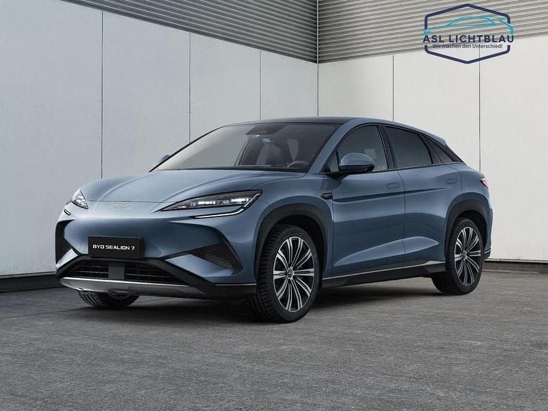 Neu BYD Sealion 7 Design 389 kW (530 PS) 2026 Atlantis grey SUV