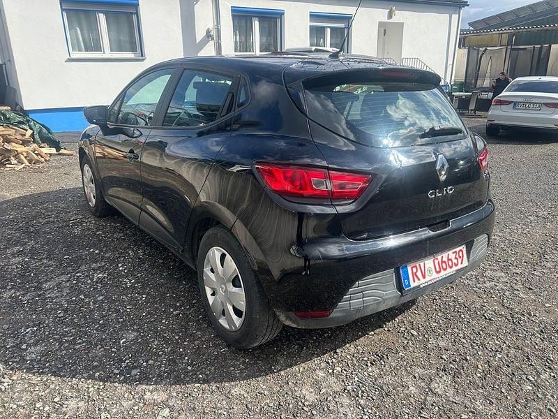 Gebraucht Renault Clio IV Dynamique 73 PS (53 kW) 2013 Schwarz Limousine