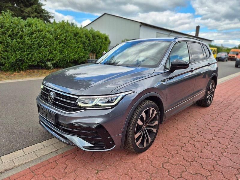 Grau Gebraucht 2022 VW Tiguan Allspace R-line SUV | 33.900 € (Fairer Preis) - Bild 1/4