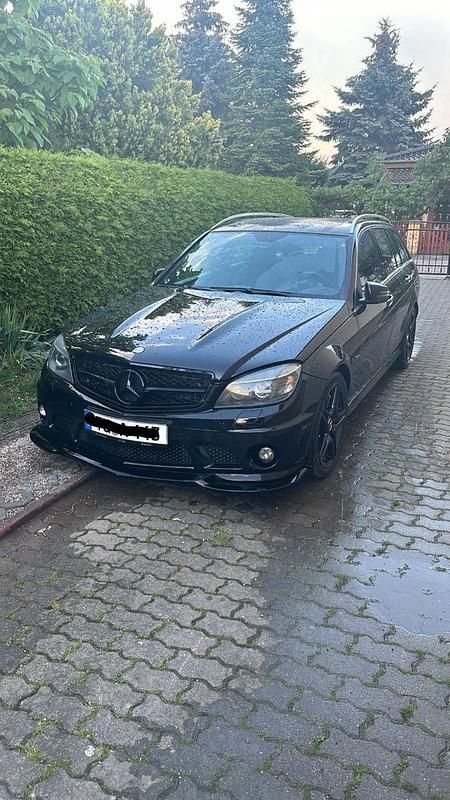 Schwarz Gebraucht 2009 Mercedes C63 AMG AMG Kombi | 25.500 € (Superpreis) - Bild 1/4