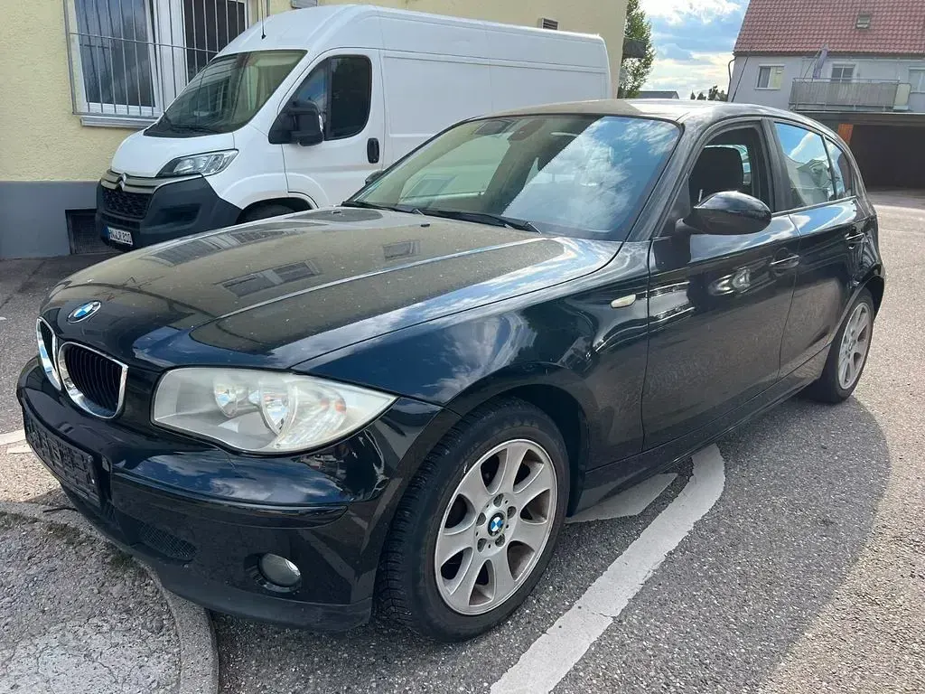 Gebraucht BMW 118 129 PS (94 kW) 2005 Schwarz Kleinwagen