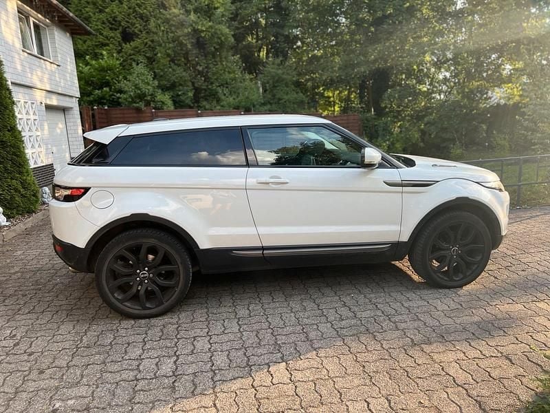 Weiß Gebraucht 2012 Land Rover Range Rover evoque SUV | 12.900 € (Fairer Preis) - Bild 1/4