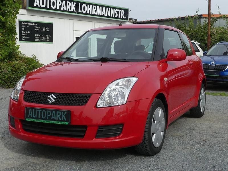 Rot Gebraucht 2009 Suzuki Swift Comfort Kleinwagen | 3.990 € (Fairer Preis) - Bild 1/4
