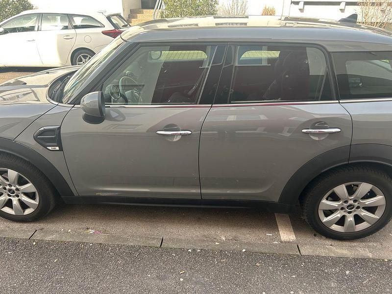 Gebraucht Mini One Countryman 102 PS (75 kW) 2018 Grau SUV