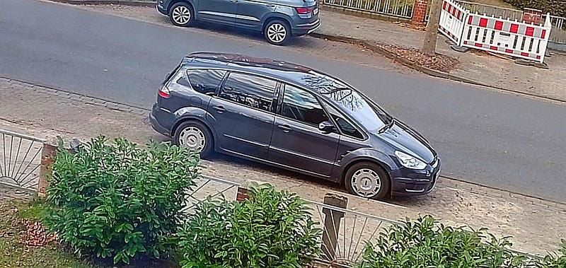 Gebraucht Ford S-MAX S 140 PS (102 kW) 2007 Schwarz Van / Kleinbus