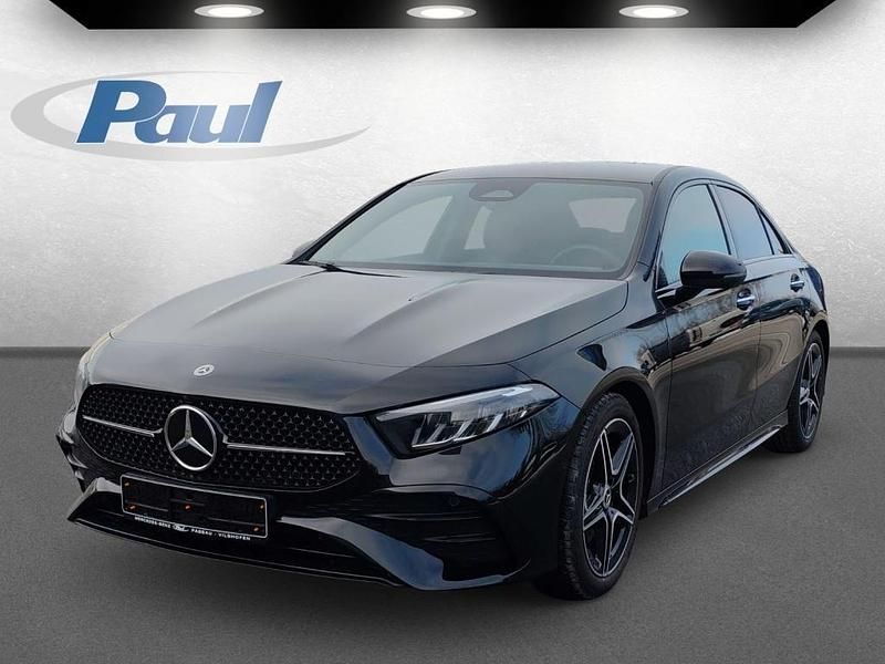 Gebraucht Mercedes A220 AMG line 190 PS (139 kW) 2024 Unilack nachtschwarz Limousine
