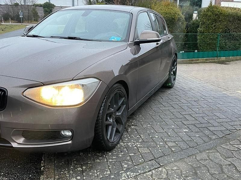 Gebraucht BMW 116 Urban Line 136 PS (100 kW) 2015 Braun Kleinwagen
