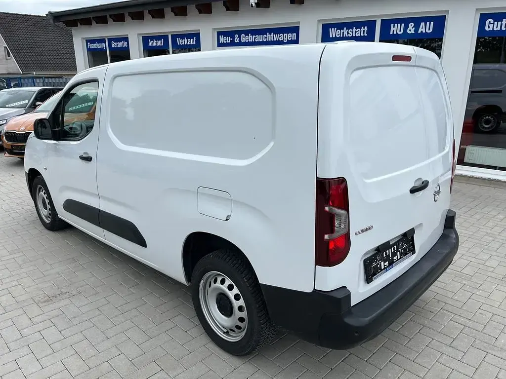 Gebraucht Opel Combo 102 PS (75 kW) 2022 Weiß Van / Kleinbus