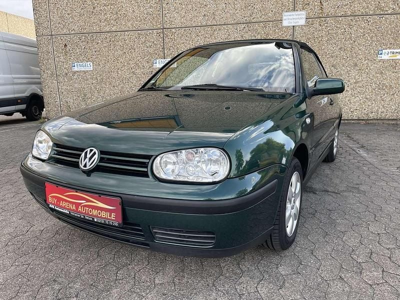 Grün Gebraucht 2001 VW Golf Cabriolet Highline Cabrio | 3.900 € (Fairer Preis) - Bild 1/4