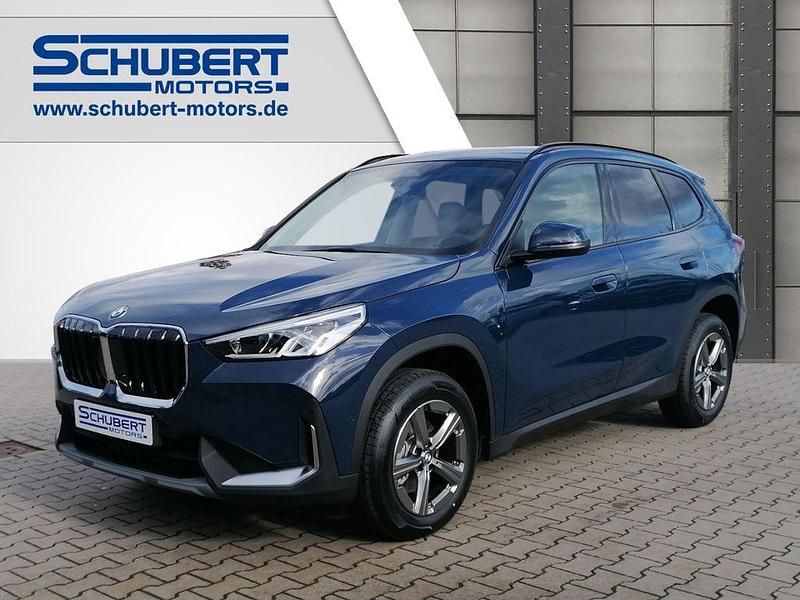 Neu BMW X1 136 PS (100 kW) 2026 Night dusk blue SUV