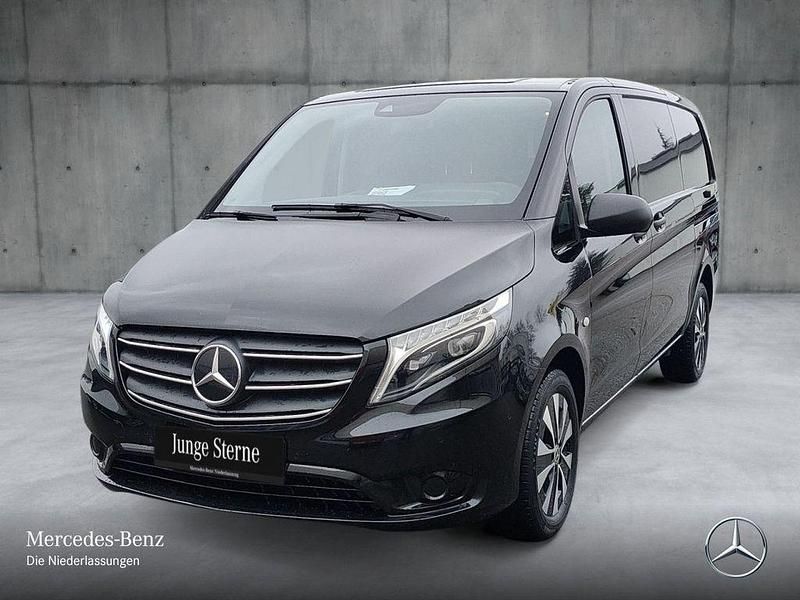 Gebraucht Mercedes Vito 190 PS (139 kW) 2022 Schwarz Van