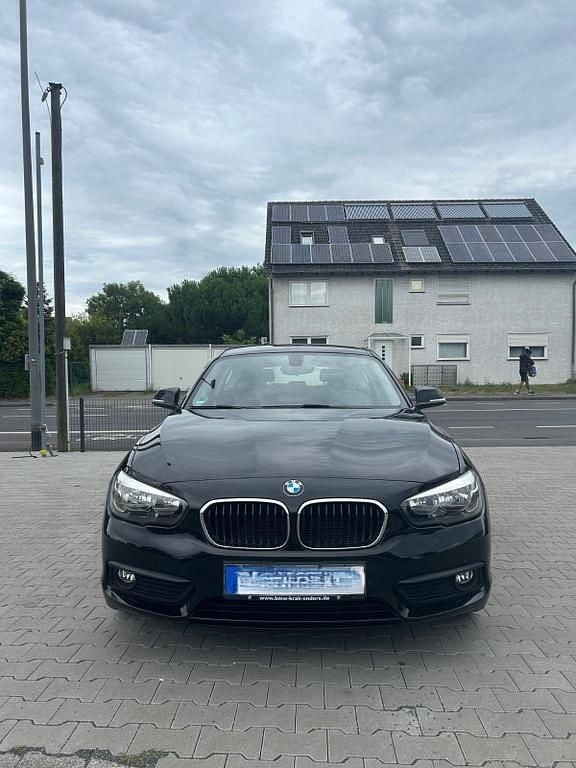 Schwarz Gebraucht 2016 BMW 116 Advantage Kleinwagen | 9.800 € (Fairer Preis) - Bild 1/4