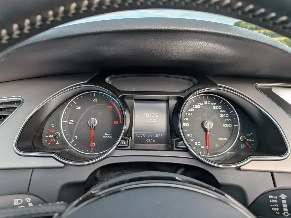 Gebraucht Audi A5 Cabriolet Sport 204 PS (150 kW) 2013 Blau Cabrio