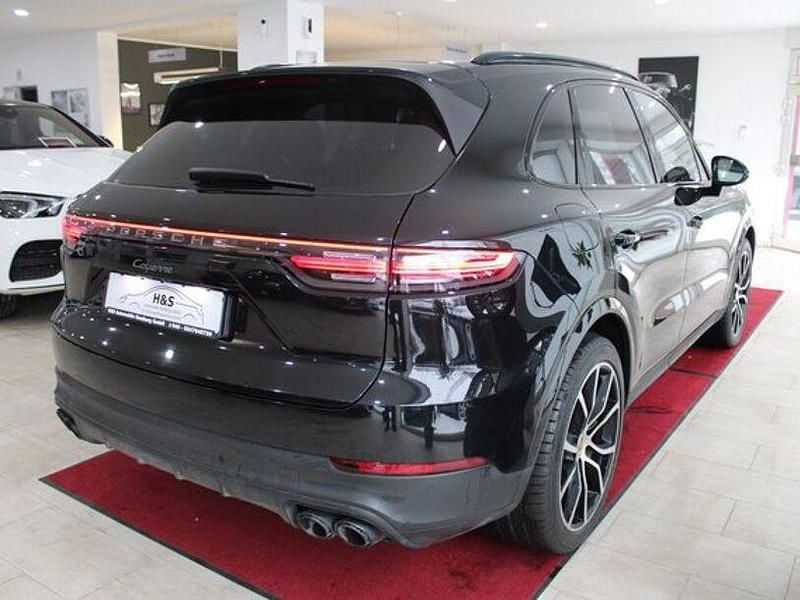 Gebraucht Porsche Cayenne Platinum Edition 462 PS (339 kW) 2022 Chromitschwarz SUV