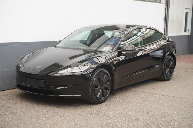 Gebraucht Tesla Model 3 Standard Range 208 kW (283 PS) 2023 Schwarz Limousine