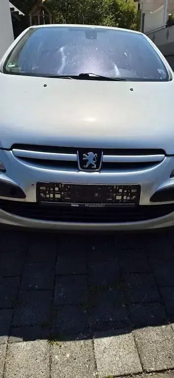 Gebraucht Peugeot 307 Tendance 107 PS (78 kW) 2003 Limousine