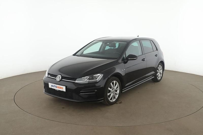 Gebraucht VW Golf VII Highline 2019 Schwarz Limousine