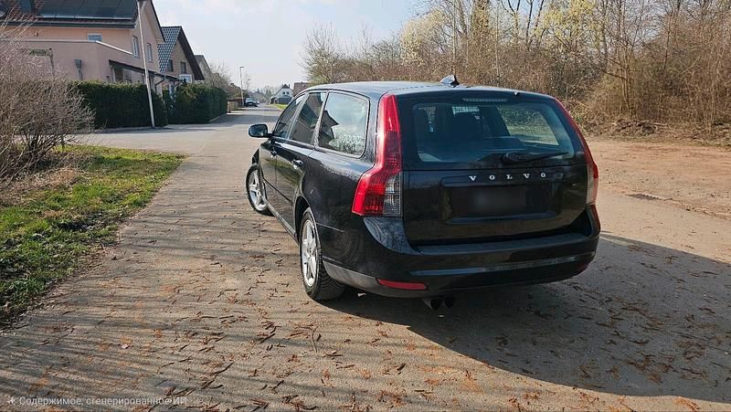 Gebraucht Volvo V70 109 PS (80 kW) 2009 Schwarz Kombi