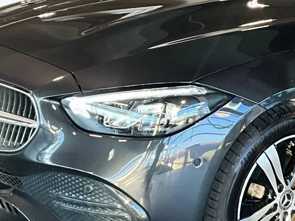 Gebraucht Mercedes 200 Avantgarde 204 PS (150 kW) 2024 Metalliclack graphitgrau (metallic) Kombi