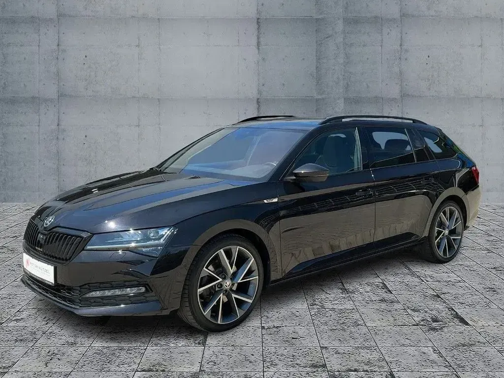 Gebraucht Skoda Superb SportLine 190 PS (139 kW) 2023 Schwarz Kombi
