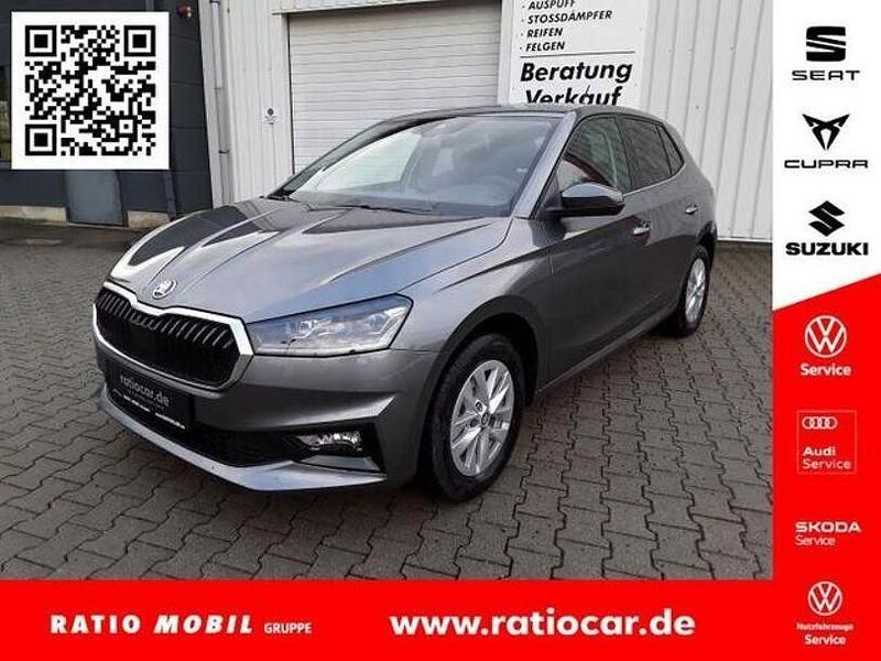 Graphitegrau metallic Gebraucht 2023 Skoda Fabia Style Kleinwagen | 19.730 € (Fairer Preis) - Bild 1/4