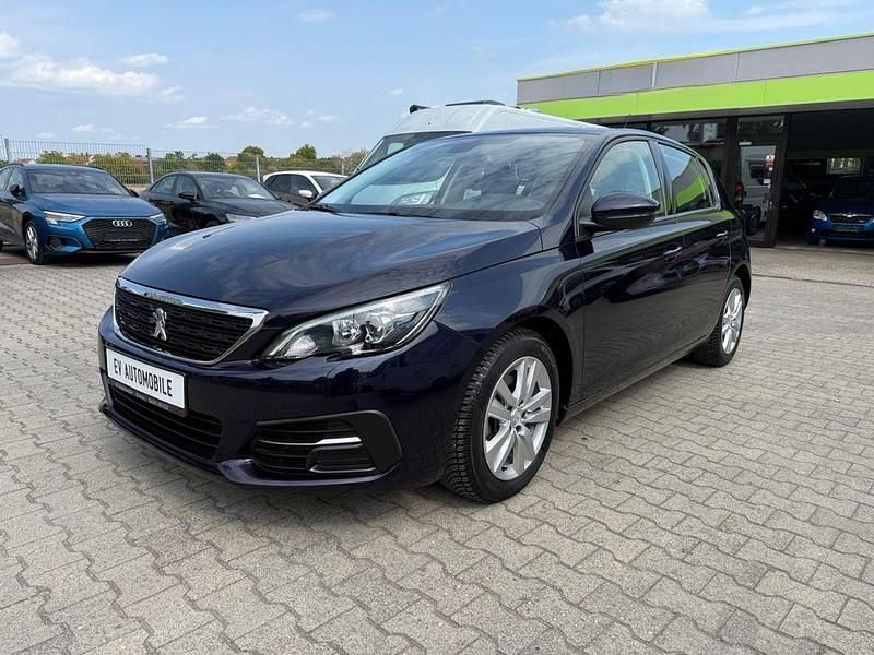 Blau Gebraucht 2019 Peugeot 308 Active Limousine | 13.900 € (Fairer Preis) - Bild 1/4