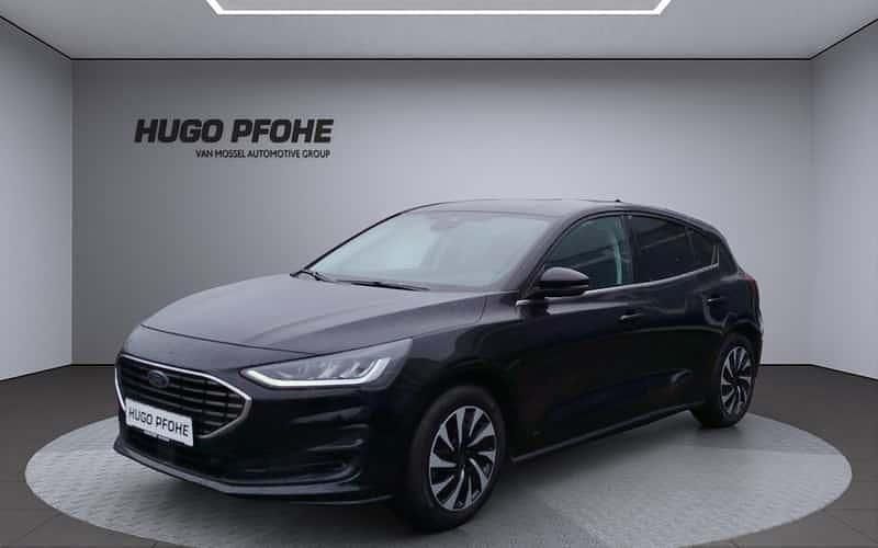 Schwarz Gebraucht 2022 Ford Focus Titanium Limousine | 18.940 € (Guter Preis) - Bild 1/4