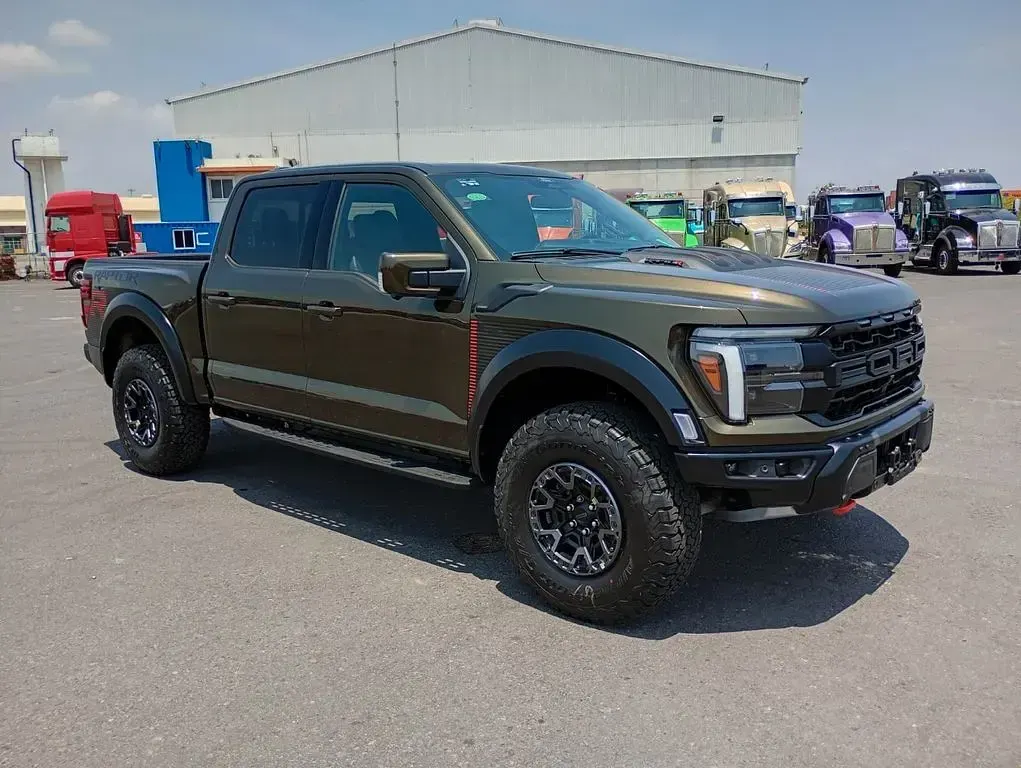 Neu Ford F-150 Raptor 729 PS (536 kW) 2026 Grün Pickup