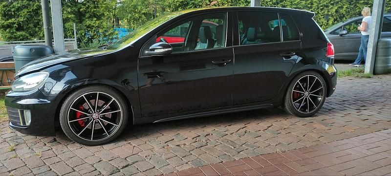 Schwarz Gebraucht 2010 VW Golf GTI Limousine | 13.500 € - Bild 1/3
