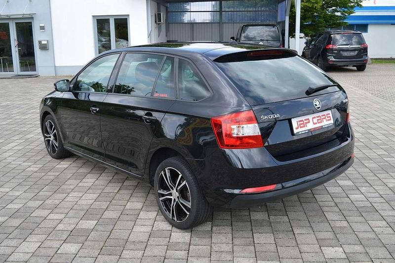 Gebraucht Skoda Rapid Ambition 90 PS (66 kW) 2017 Cerna magic/black magic Kleinwagen