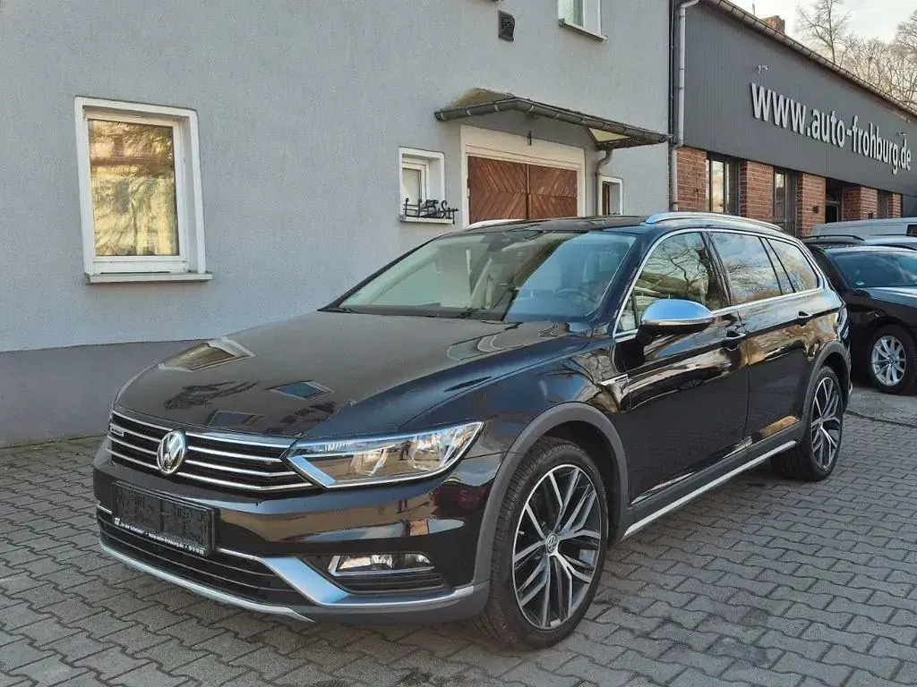 Gebraucht VW Passat 220 PS (161 kW) 2018 Schwarz Kombi
