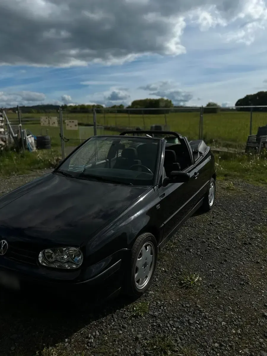 Gebraucht VW Golf 116 PS (85 kW) 2000 Schwarz Cabrio