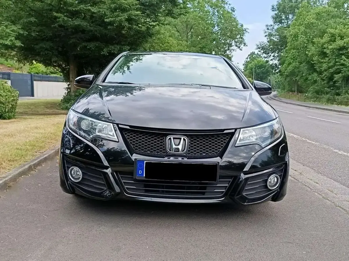 Gebraucht Honda Civic 99 PS (72 kW) 2016 Schwarz Limousine