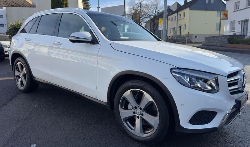 Gebraucht Mercedes GLC220 170 PS (125 kW) 2017 Weiß SUV