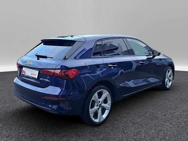 Gebraucht Audi A3 Sport 150 PS (110 kW) 2023 Blau Limousine