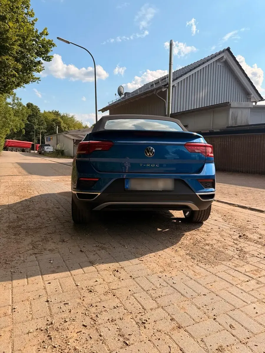 Gebraucht VW T-Roc 150 PS (110 kW) 2021 Blau SUV