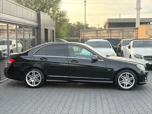 Gebraucht Mercedes C180 AMG 156 PS (114 kW) 2010 Silber Coupé