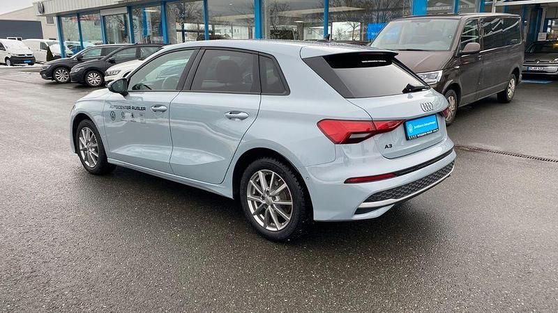 Gebraucht Audi A3 150 PS (110 kW) 2025 Grau Limousine