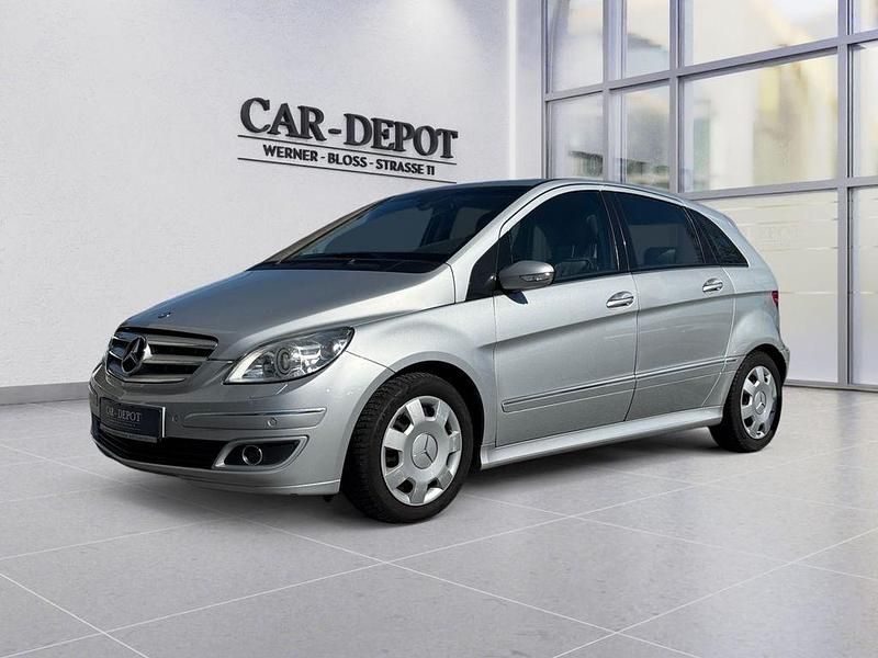 Silber Gebraucht 2005 Mercedes B200 Van / Kleinbus | 3.799 € (Fairer Preis) - Bild 1/4
