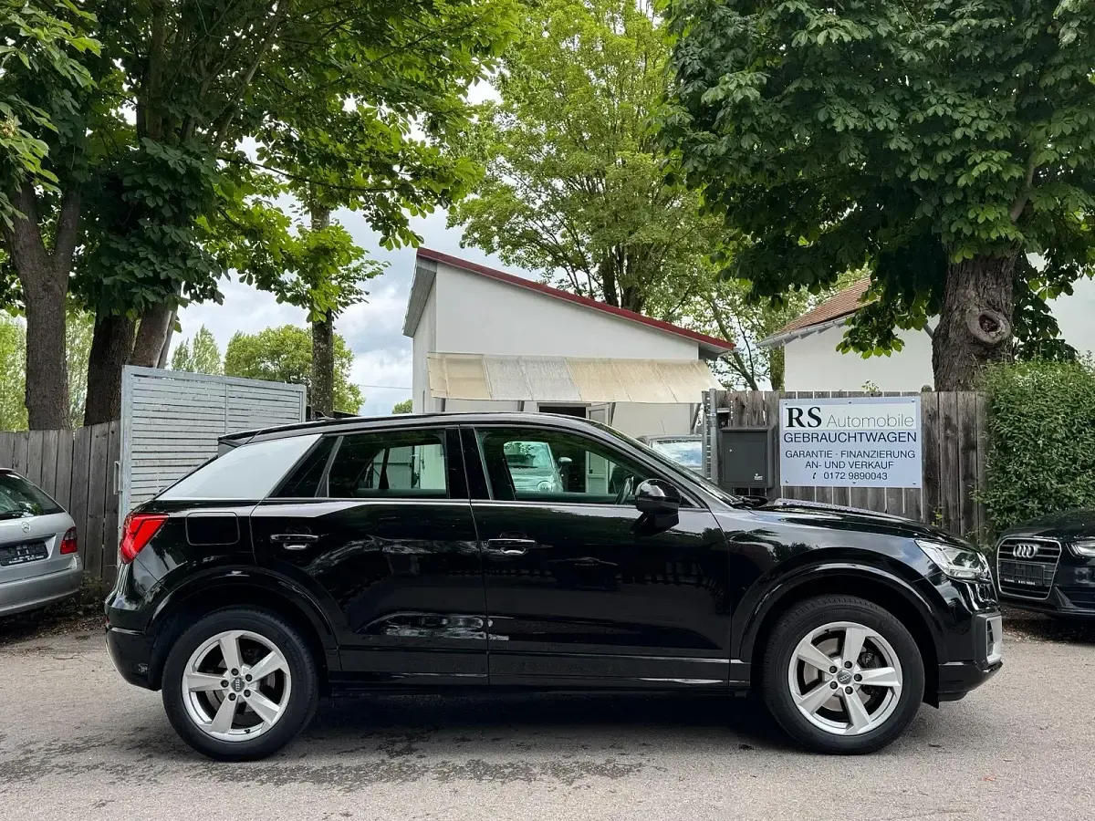 Gebraucht Audi Q2 Sport 150 PS (110 kW) 2018 Schwarz SUV