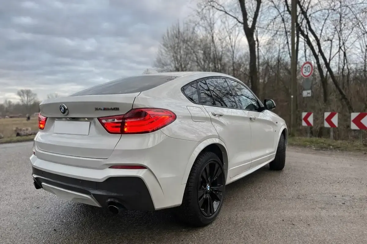 Gebraucht BMW X4 M Performance 360 PS (264 kW) 2017 Weiß SUV